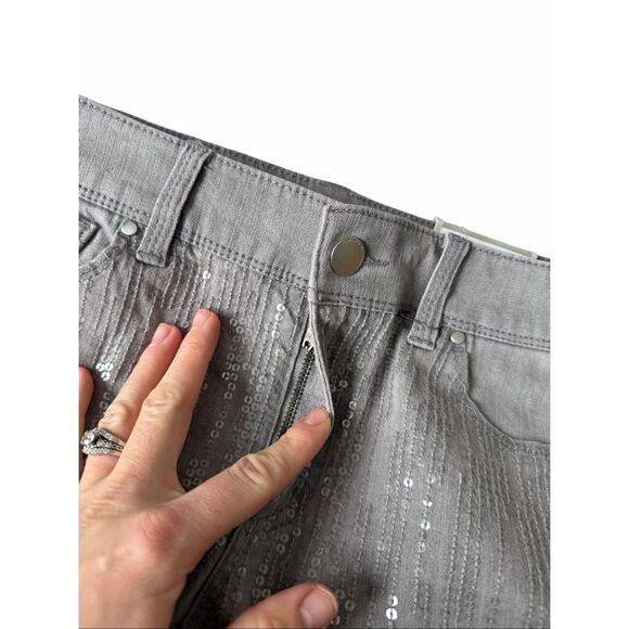 NEW Chico’s Sequin Frost Slim Jeans Gray Silver 00 US 2 - Picture 10 of 11